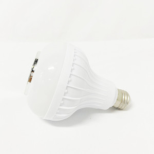 E27 taşınabilir akıllı ışık uzaktan kumanda Led sahne ışıkları parti DJ noel disko sihirli top Stereo hoparlör Led müzik ampul - Product Image 3