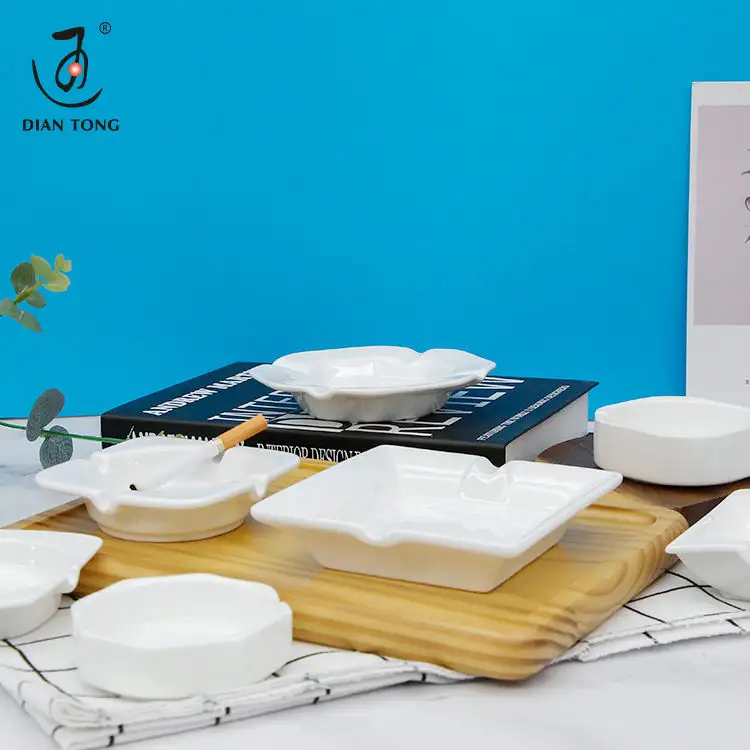 DianTong ucuz fiyat özel logo beyaz porselen kare kül tablası seramik kare küllük