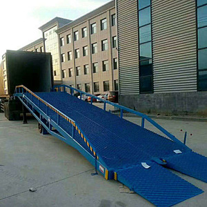 <strong>Dock</strong> <strong>leveler</strong> container logistics 3 tons mobile <strong>loading</strong> and <strong>unloading</strong> bridge forklift hydraulic <strong>dock</strong> <strong>leveler</strong> - Product Image 6