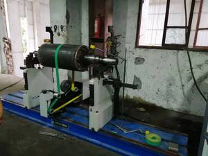 Las máquinas equilibradoras dinámicas accionadas por correa de la red se utilizan para varios tipos de rotores de motor Carga y descarga convenientes - Product Image 6