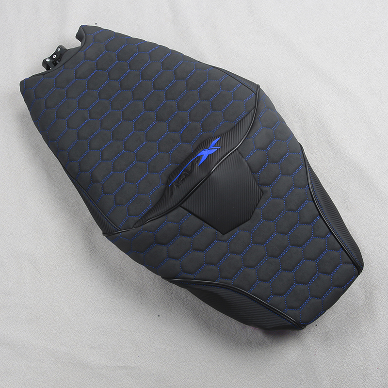 Noir+Bleu
