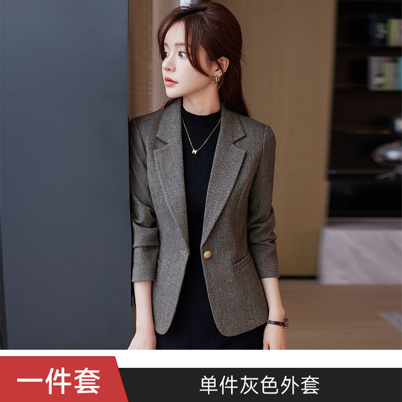 gray suit