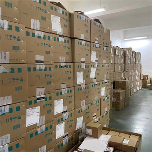 Ingresso analogico S7-2006ES723-10HC22-0XA8N EM 231 Convertitore a 4 AE0-10V DC a 12 Bit S7-22X controller dedicati PLC certificati CPU CE - Product Image 5