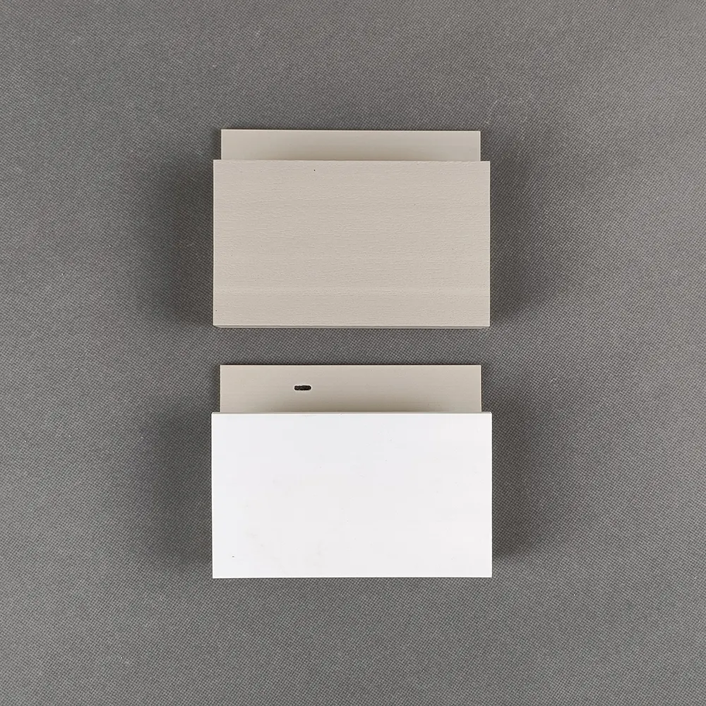 최고 품질 현대적인 디자인 인쇄 PVC 흰색 j 채널 인테리어 WPC 조립 문 장식