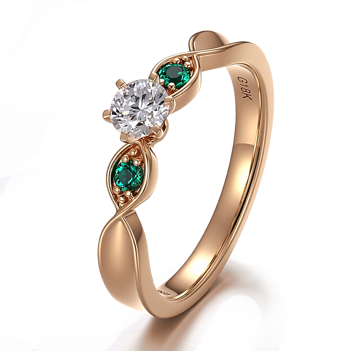 Bague en or massif 14 carats avec diamant de laboratoire