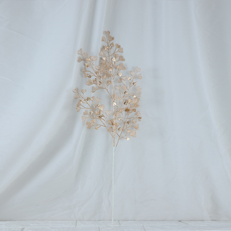 Hierba Corazón Bañada en Oro