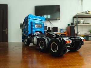 รถแทรคเตอร์ RC ประสิทธิภาพสูงขนาด1/14 6*4รถแทรกเตอร์ไฮดรอลิก - Product Image 5