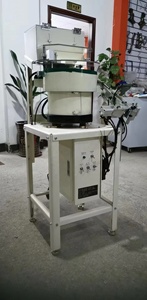 Tự động Nut Feeder Máy hàn điểm để vận chuyển Nut bu lông cung cấp thiết yếu cho hàn & Hàn - Product Image 4