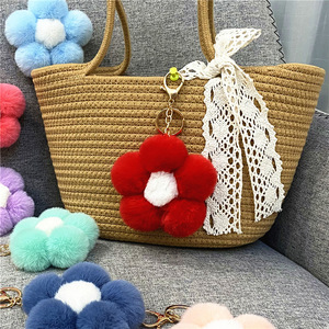 卸売フラワーヘアボールキーホルダーかわいいぬいぐるみ小さなフラワーバッグペンダント携帯電話アクセサリー車のキーリングギフトポンポン