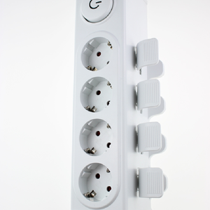 Enchufe y enchufe de extensión de alimentación universal de tira de alimentación múltiple de 4 vías 2023 - Product Image 1