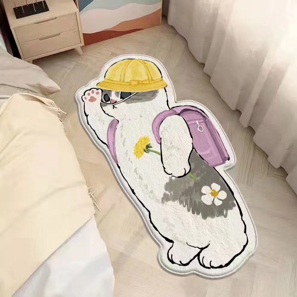 Chat enveloppé de violet