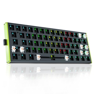 Tri-Mode BT/2,4G/68/74 teclas 61/67/teclas de aluminio programable RGB inalámbrico Gaming Keyboard Kit nuevo producto - Product Image 1