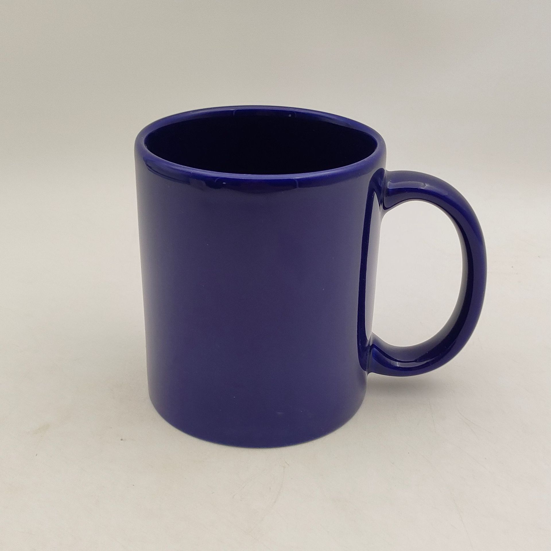 Bleu foncé