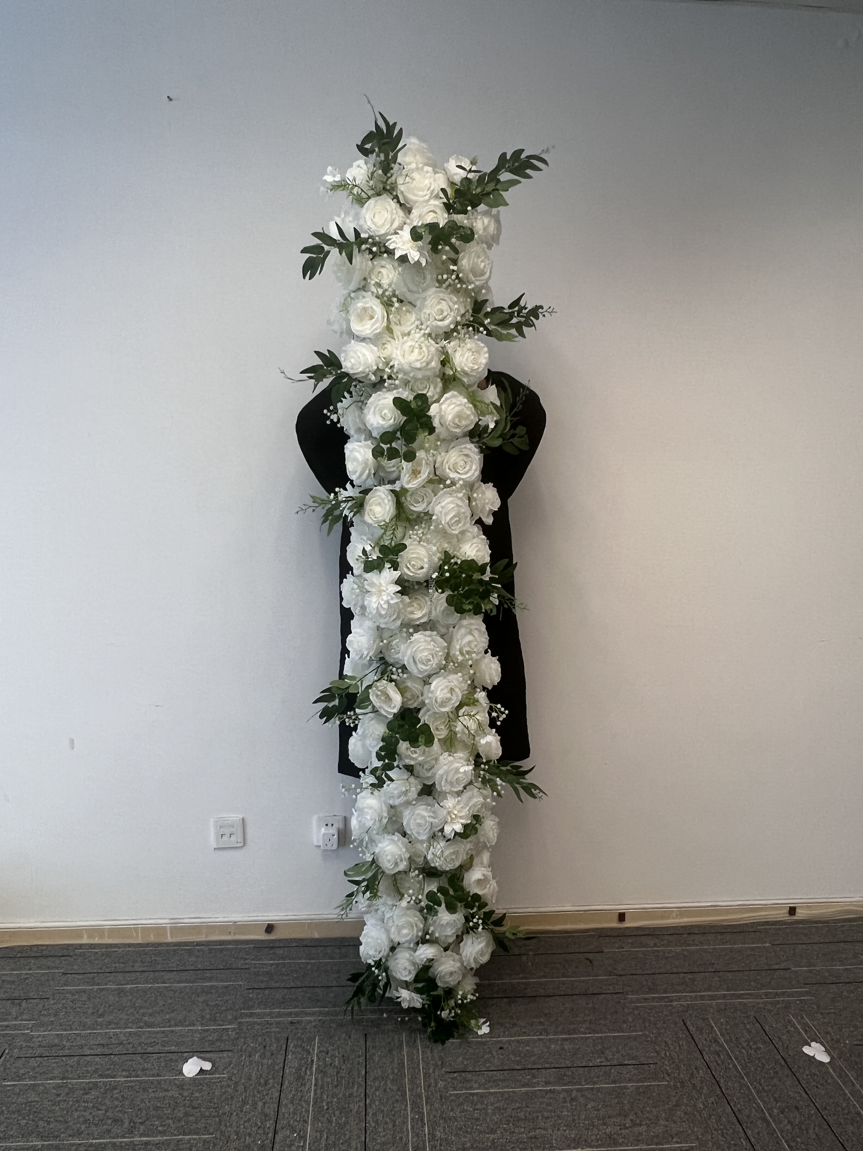 Chemin de table floral blanc et vert, 200 cm x 35 cm