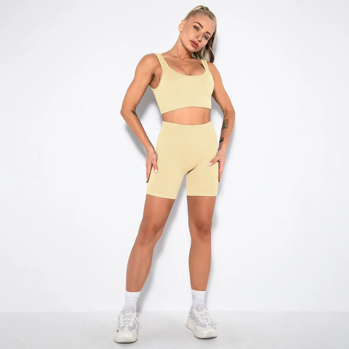 Preço baixo Desconto 2 peças conjunto de sutiã e leggings sem costura para ioga fitness conjunto de leggings esportivas para mulheres