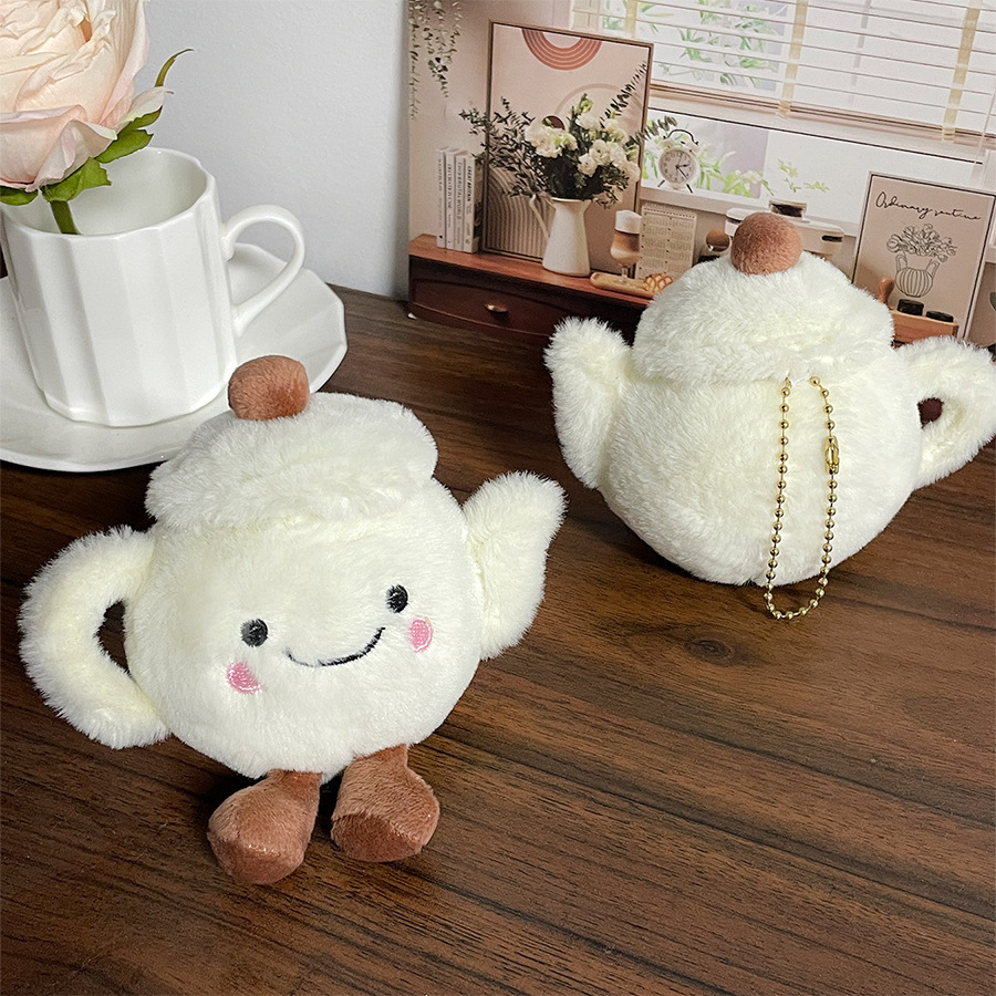 Tea pot figurine pendant