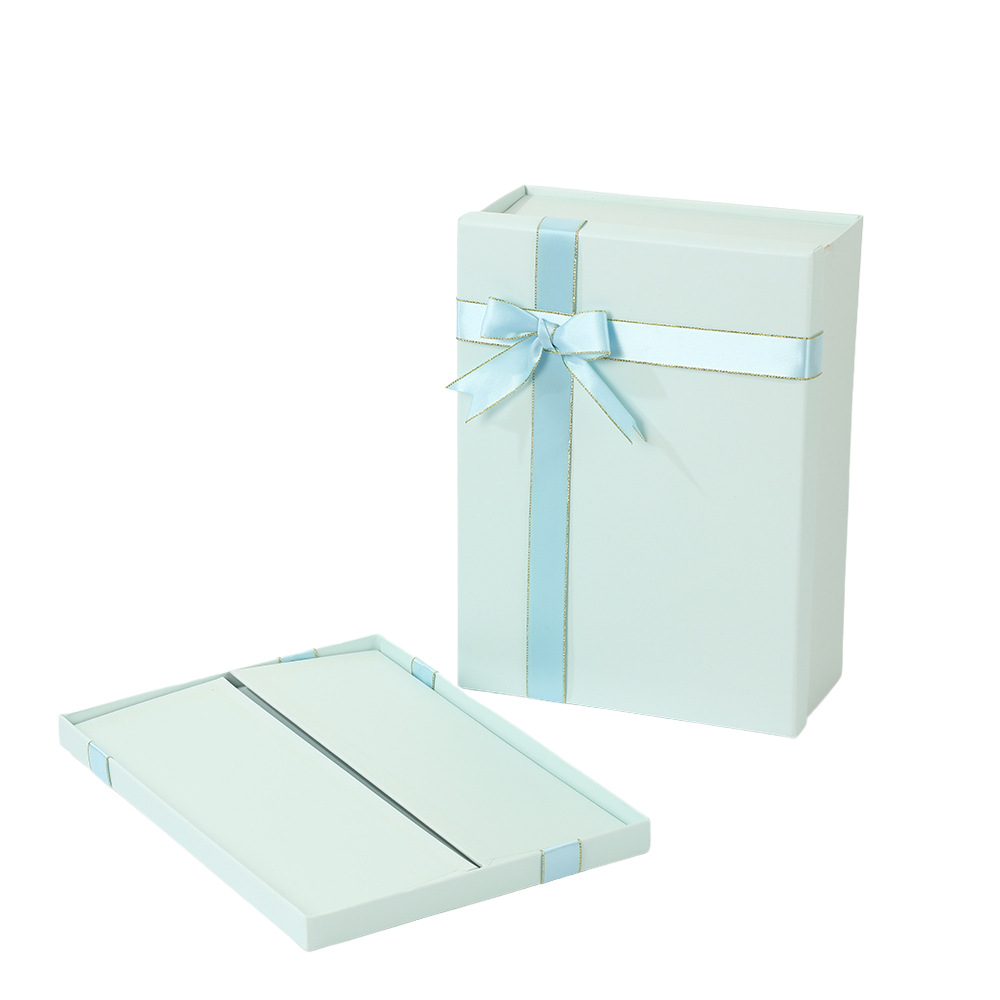 Caja de papel azul