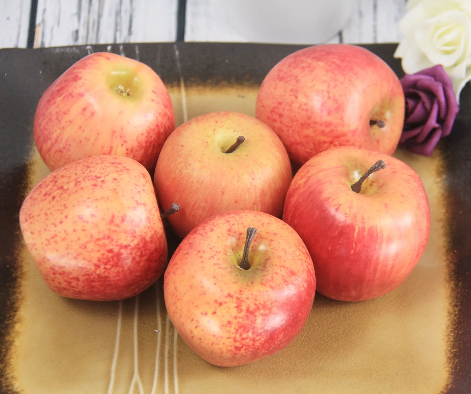 Simulación de frutas artificiales manzana Fuji manzana material de espuma manzana colorida