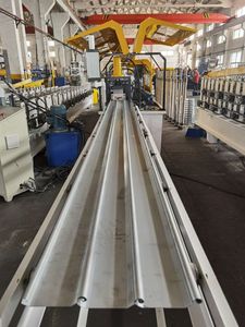 Trung Quốc nhà máy máy để làm cho màn trập khung cửa cuộn tạo thành máy - Product Image 2