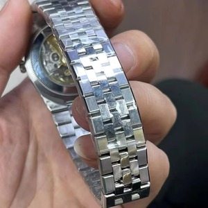 <span class=keywords><strong>2025</strong></span> di vendita calda orologio di moda maschile completamente automatico impermeabile luminoso movimento cavo funzioni di riserva di carica Diver - Product Image 6