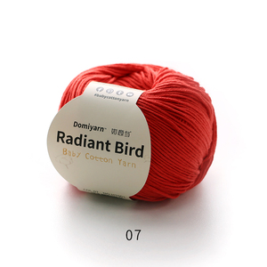 Popüler satış 50G/170M amigurumi eşarp için yastık battaniye oyuncak yumuşak bebek pamuk ipliği