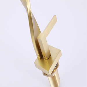 Vòi Nước Phòng Tắm Một Lỗ Gắn Sàn Hiện Đại Vòi Chậu Rửa Phòng Tắm Màu Vàng Đồng Thau Màu Trơn - Product Image 3