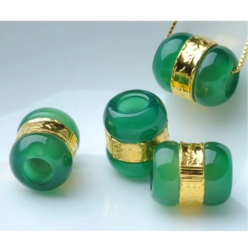 Colgante de oro de 24 quilates con piedra Om, collar de jade tallado, joya sin cadena