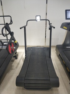 Big Discount <strong>Factory</strong> Direct Training Customized Color Bodybuilding Alu Belt Treadmill With Hot <strong>Design</strong> and New Arrival - Product Image 6