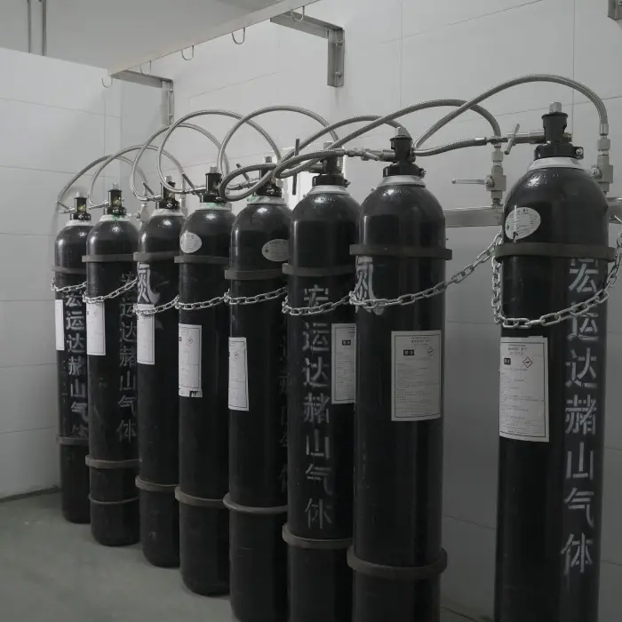 ถังแก๊สอาร์กอน40L เติมได้ความบริสุทธิ์สูงผู้ผลิต99.999% ประเทศจีน