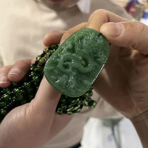 変色のない防水ウルフヘッドルイエレファントブッダビーズストーンブラックゴシップペンダント黒曜石ネックレスドラゴンジュエリー男性用