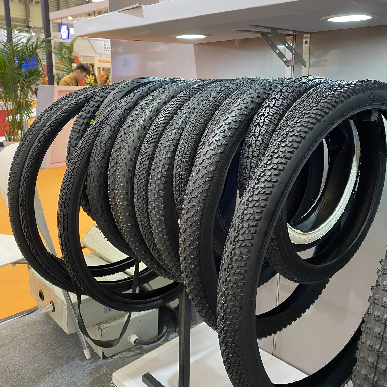 Hochwertiger Reifen Schnelle Lieferung 29x2.6 fetter Reifen-Außen reifen für MTB