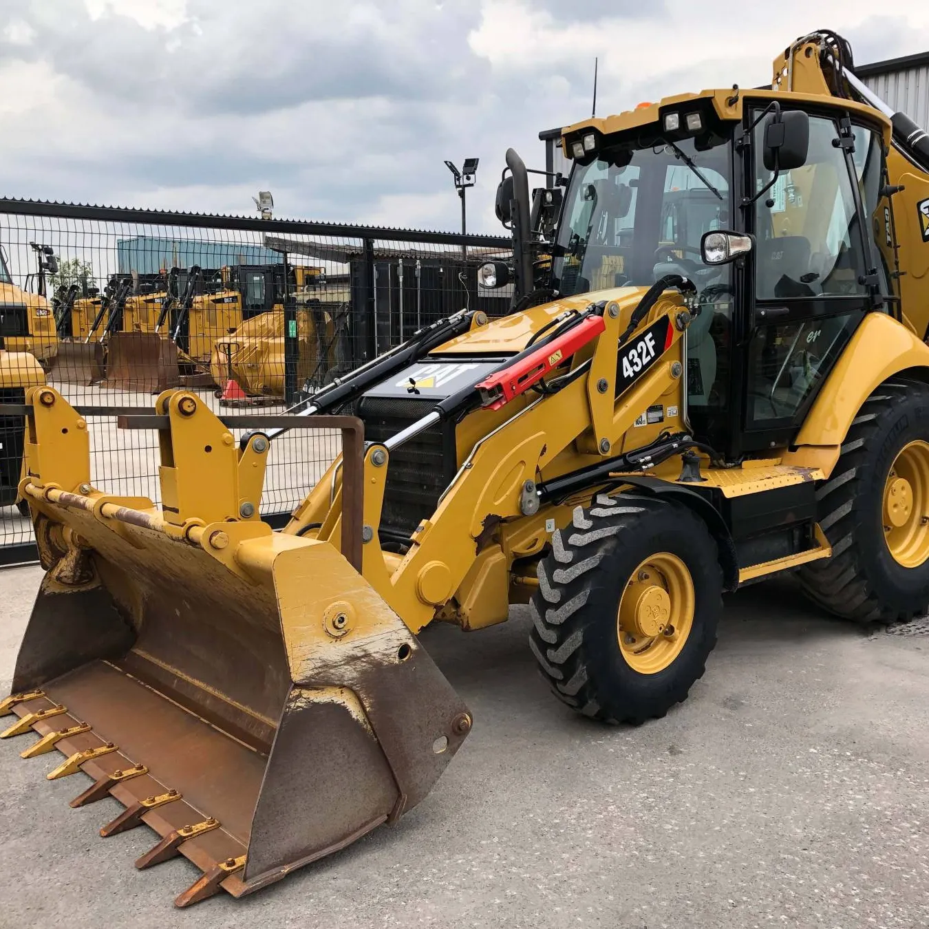 Retroexcavadora usada CAT 432F Caterpillar barata 420 432F 420F retroexcavadora usada a la venta