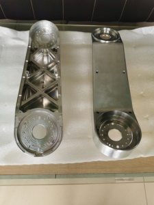 Professioneller kundenspezifischer schneller Prototypenbau-Service für Roboterteile Edelstahlmodell CNC Kunststoff Prototyp Schalenmodell für Roboter - Product Image 2