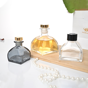 Bán Buôn Reed Khuếch Tán Xe Hương Thơm Tinh Dầu <span class=keywords><strong>Mini</strong></span> Chai Thủy Tinh 100Ml Chai Với Nắp - Product Image 5