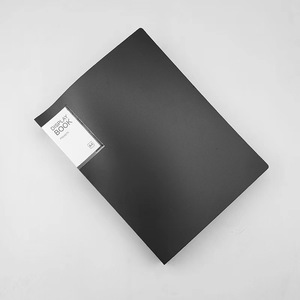 Chất kết dính với cuốn sách trình bày tay áo nhựa 8.5x11 thư mục danh mục đầu tư với bảo vệ tấm rõ ràng, hiển thị 30 trang - Product Image 1