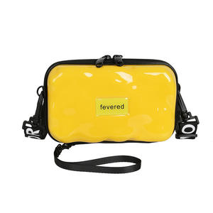 Qetesh Crossbag محمول إلكتروني للتسوق والسفر مخصص خفيف الوزن موضة جديدة أحمر الشفاه هاتف للنساء - Product Image 6