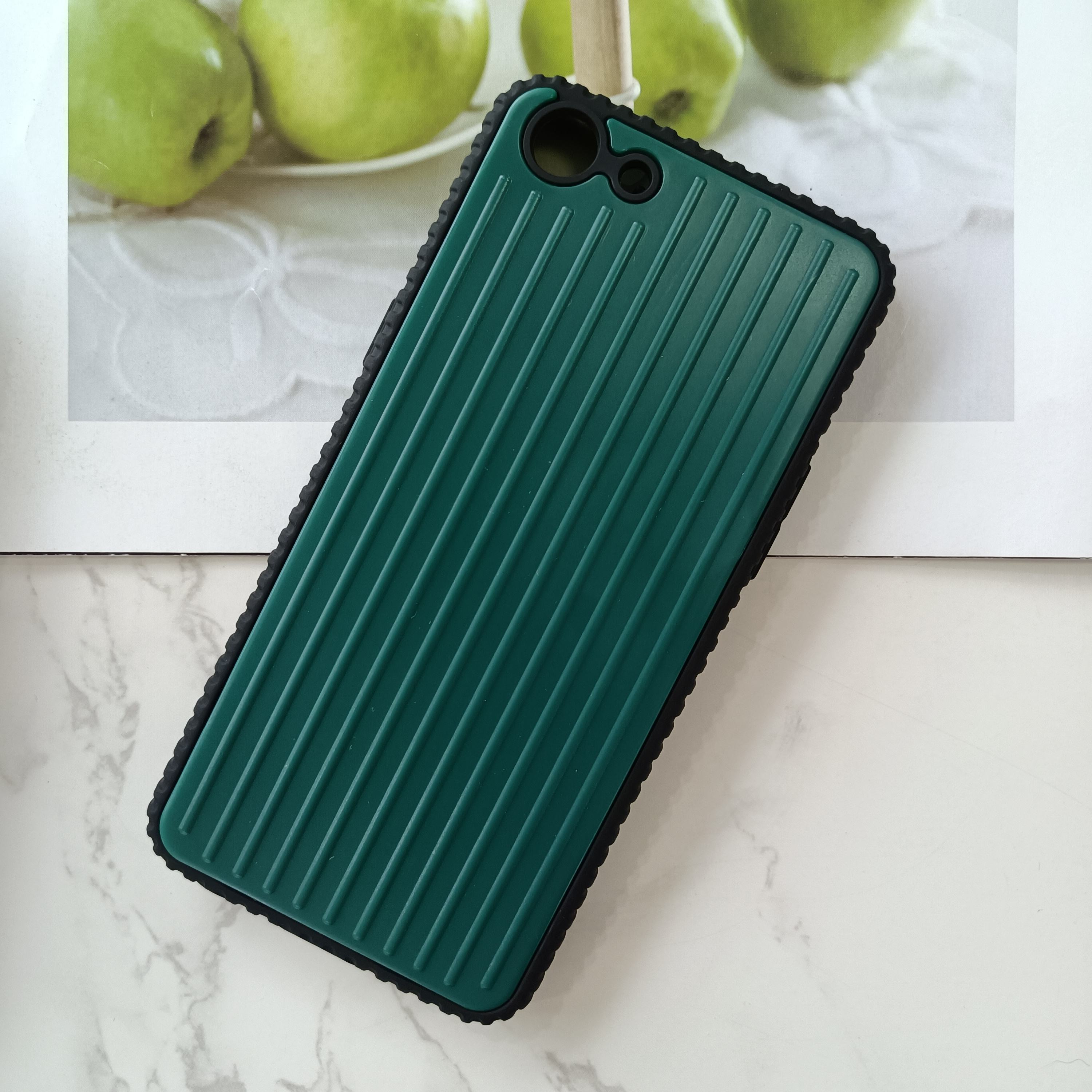 สีเขียว