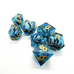 樹脂シャープエッジ透明ゲームダイス液体コアブルードラゴンアイダイスセット - Product Image 5