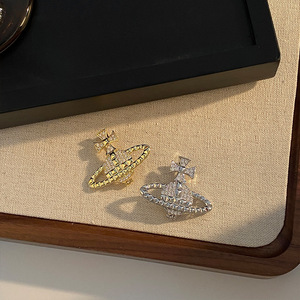 High-End New Fashion Simple Temperament Corsage <strong>Saturn</strong> <strong>Brooch</strong> with Exquisite Diamond Pattern Super Flash Luxury Corset Design - Product Image 1