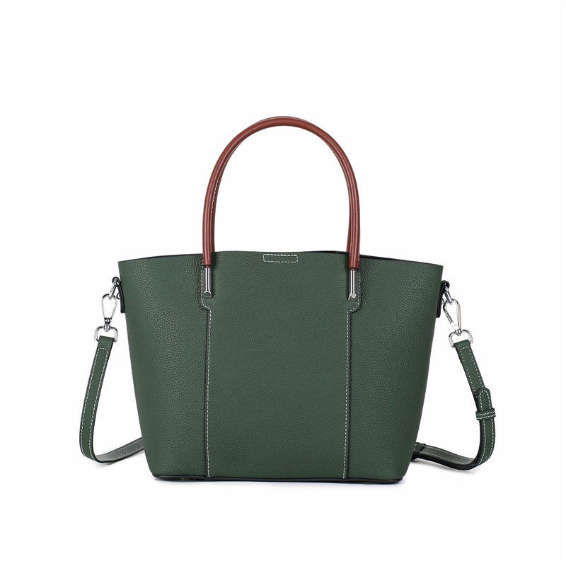 สีเขียว