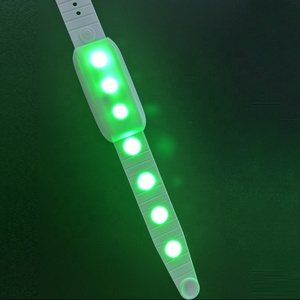 Luminoso led per eventi di noleggio colori telecomandati cambiando fascia da polso gruppi dmx 512 programmabili braccialetti a led con controller - Product Image 4