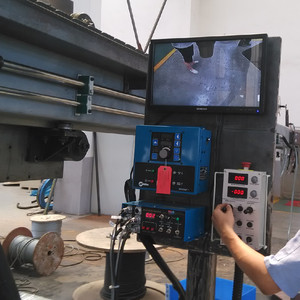 Seam <span class=keywords><strong>Tracker</strong></span> Central Operate Tank Tower SAW Column & Booms Auto Welding Manipulator