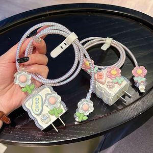 适用于iPhone和平板电脑的高品质4包透明硅胶充电电缆保护盖18W/20w USB充电器插头和数据线 - Product Image 4