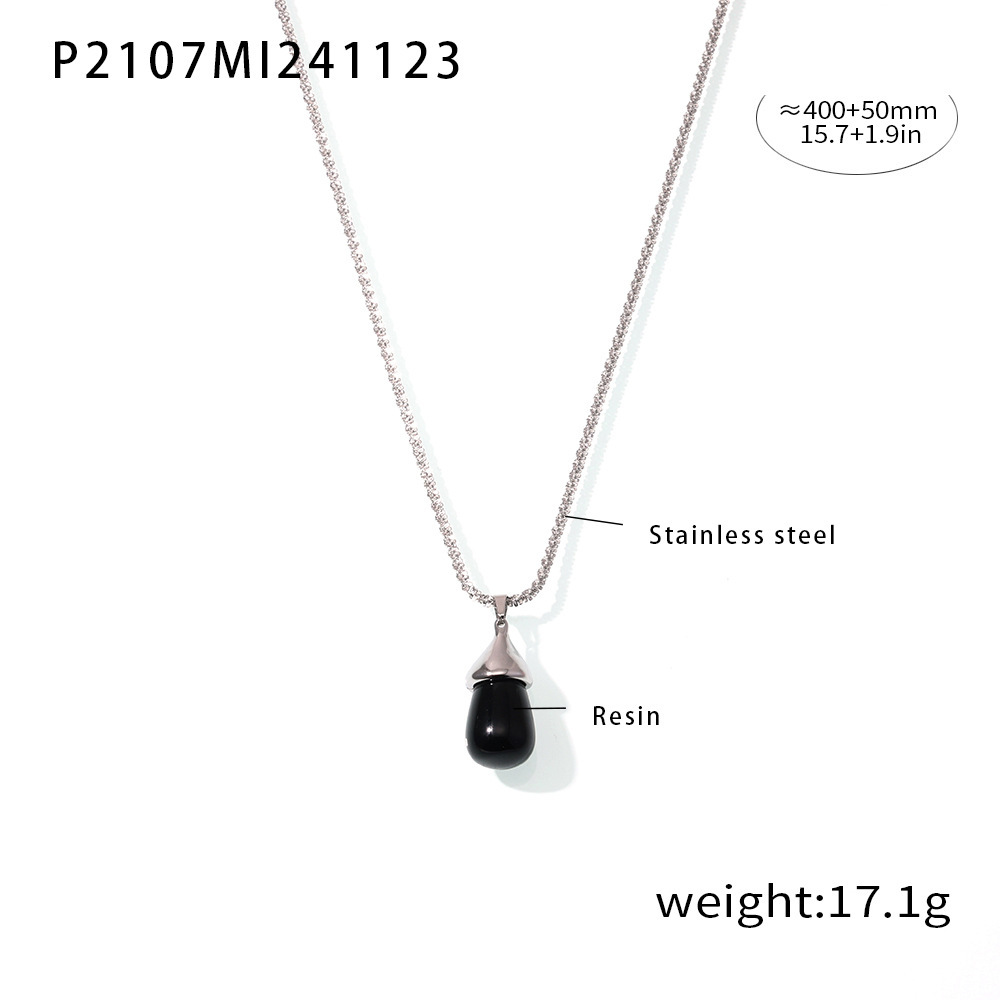 Collier pendentif noir couleur acier P2107