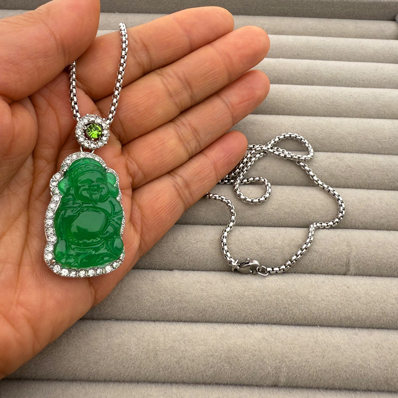 Collar de calcedonia de imitación de diamante verde - Dios de la riqueza