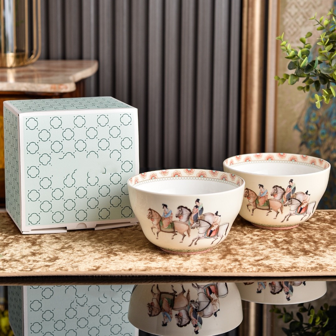 White -6 inch bowls*2