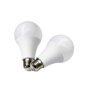 RGB renk A60 A65 A70 LED vida ampul uzaktan kumanda ile ev E27 uygulama için enerji tasarrufu atmosfer AC güç kaynağı - Product Image 3