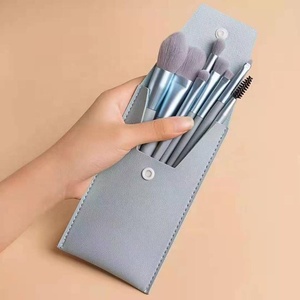 Yüksek kalite 8 adet taşınabilir makyaj fırçası seyahat seti Mini Makaron makyaj fırçası kiti sentetik saç güzellik araçları özel Logo - Product Image 4