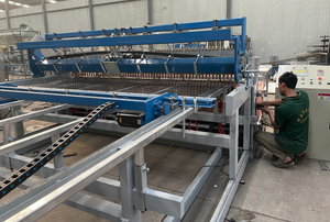 Hot Sale New Design Fully <strong>Automatic</strong> <strong>Wire</strong> <strong>Mesh</strong> <strong>Welding</strong> Making <strong>Machine</strong> for Panels and Rolls <strong>Mesh</strong>