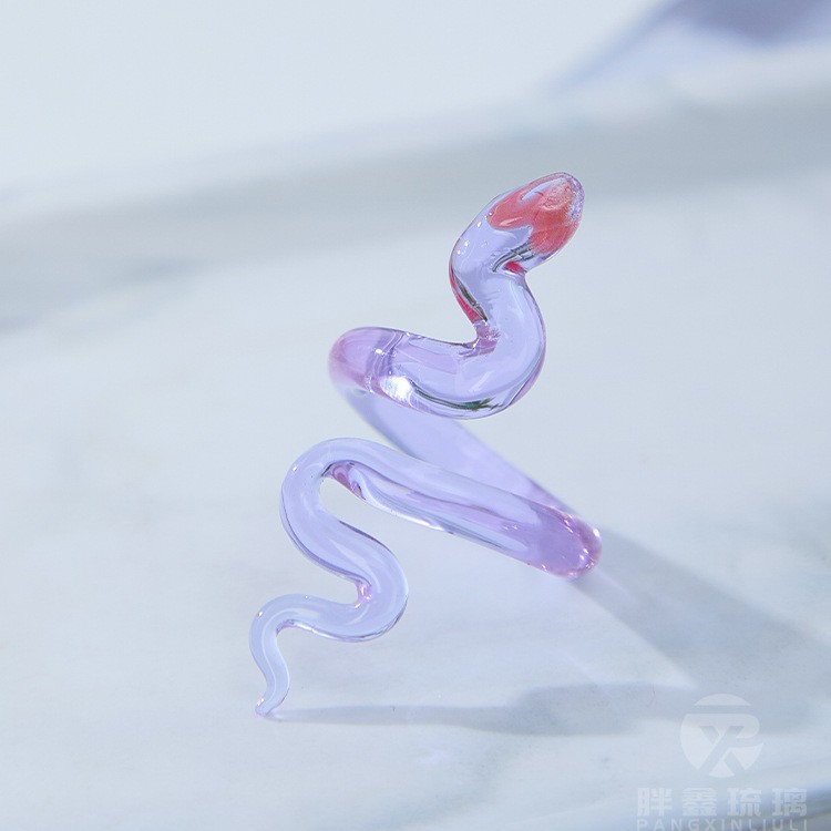 แหวนงูใสสีม่วงในประเทศ1A